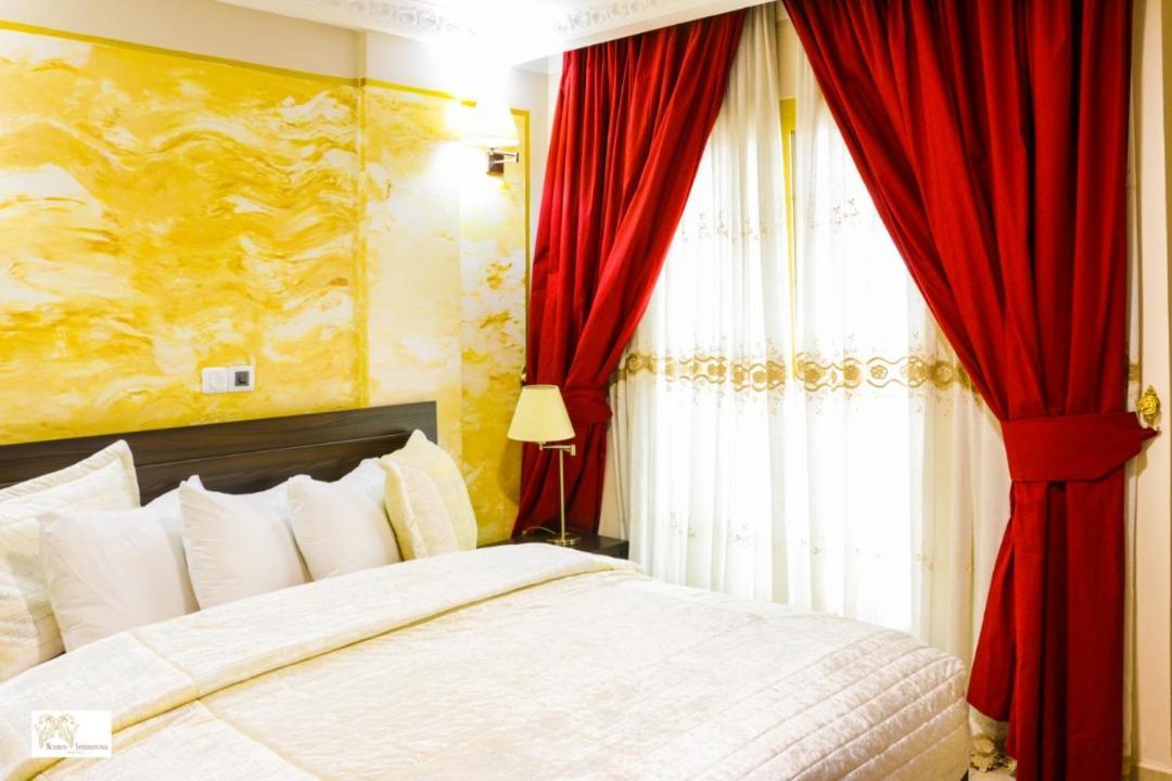 Noubou International Hotel Дуала Екстер'єр фото
