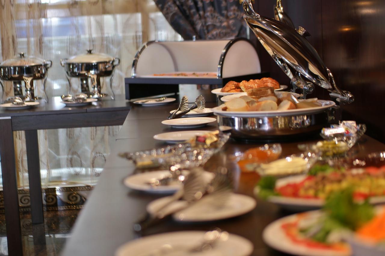 Noubou International Hotel Дуала Екстер'єр фото