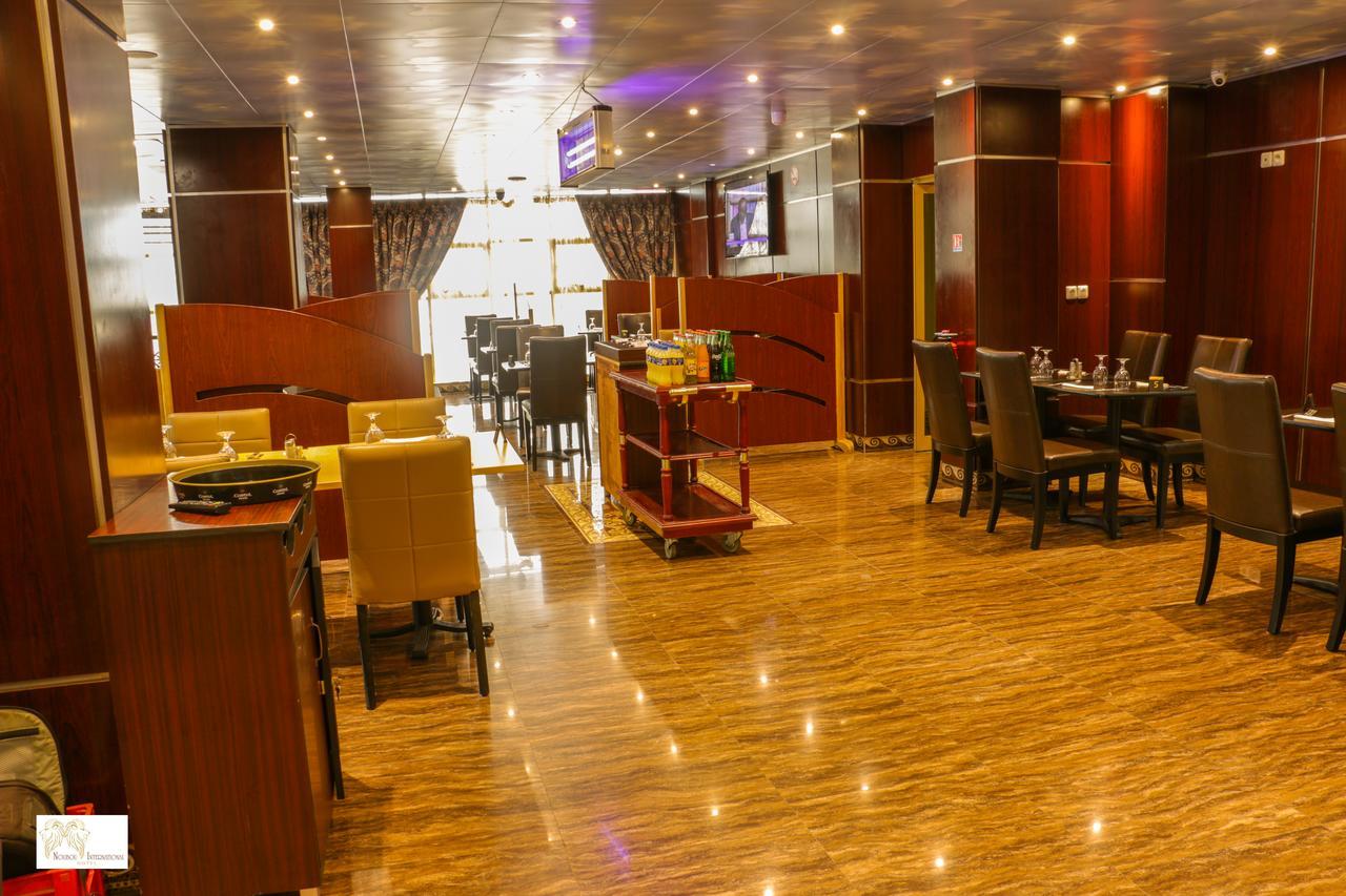 Noubou International Hotel Дуала Екстер'єр фото