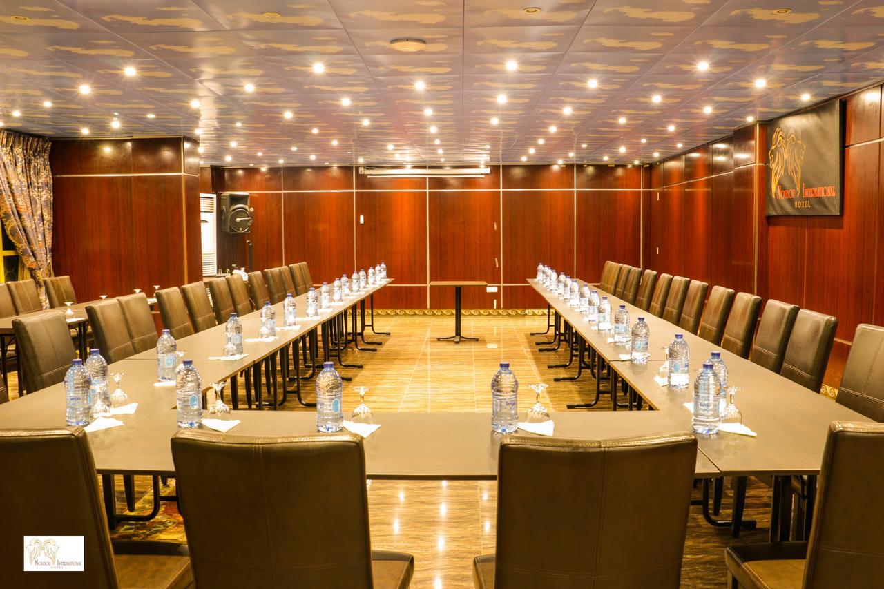 Noubou International Hotel Дуала Екстер'єр фото